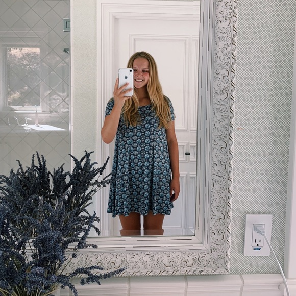 Urban Outfitters Dresses & Skirts - UO casual floral dress